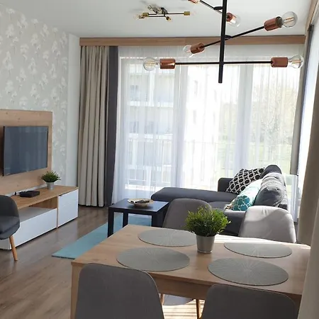 Lelle B21 Apartamento *