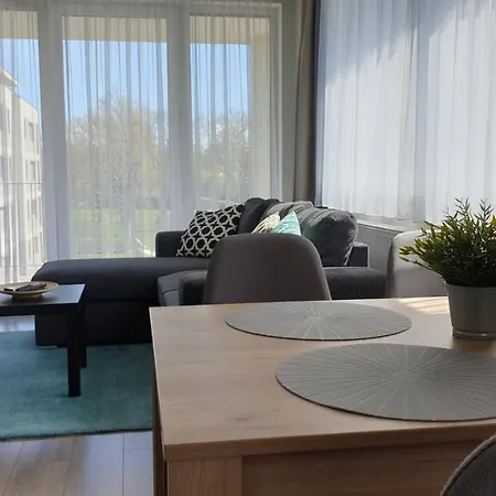 Lelle B21 Apartamento *