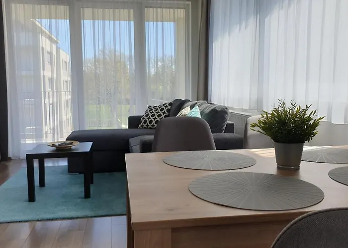 Lelle B21 Apartman *