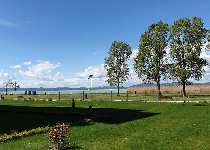 Lelle B21 Apartman Balatonlelle