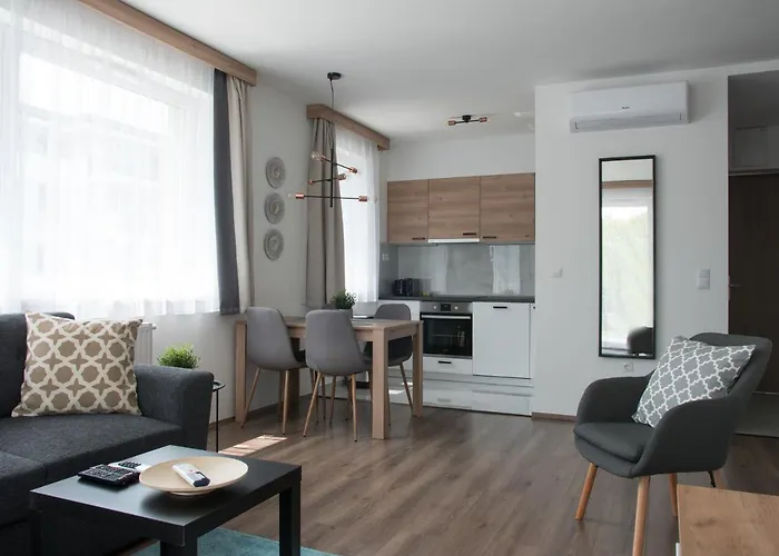 Lelle B21 * בלטונללה