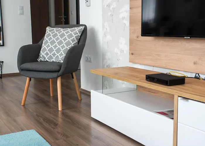 דירה Lelle B21 בלטונללה