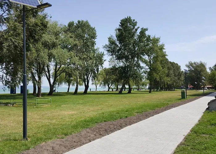 Lelle B21 דירה בלטונללה